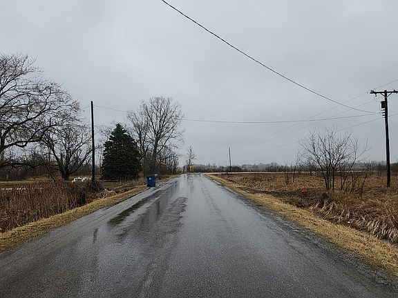 4th image of 4975 Maloney Rd