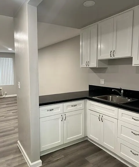 Woodbridge Village Apartments — Photo 11