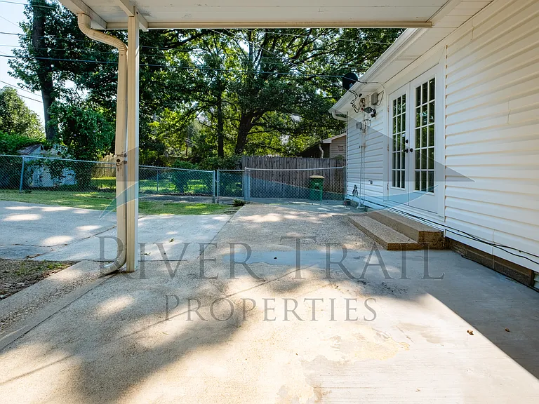 10202 Ronald Dr — Photo 43