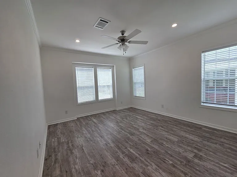 2879 Canyon Dr #689 — Photo 10