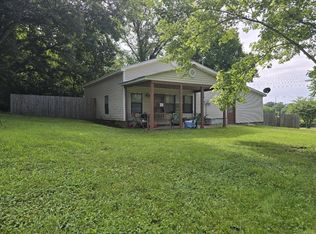 445 Monroe St, Thayer, MO 65791