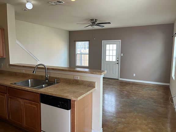 3rd image of 7807 Kingsbury Way Unit 1