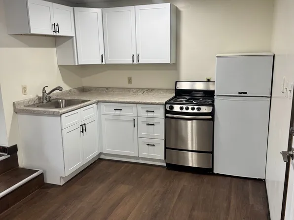 17 W Main St #2, Broadalbin, NY 12025