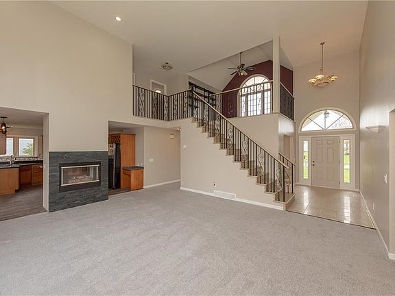 4th image of 307 Knollwood Trl