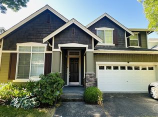 7625 NE 201st Pl, Kenmore, WA 98028