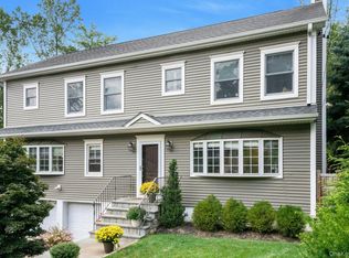 54 Lincoln Ave, Ossining, NY 10562