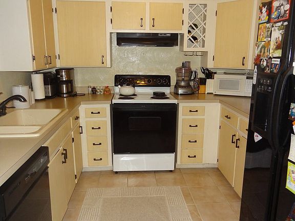 4th image of 12114 N Edison Ave