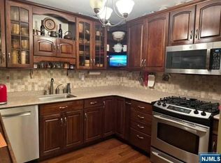 555 North Ave APT 19K, Fort Lee, NJ