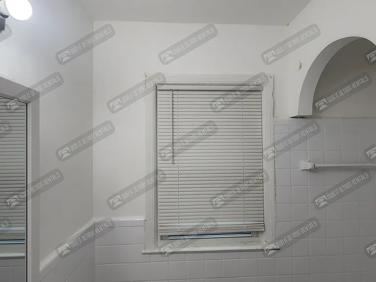 14331 Ardmore St — Photo 20