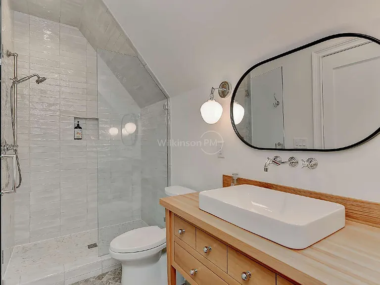 9705 Saddle Ave — Photo 40