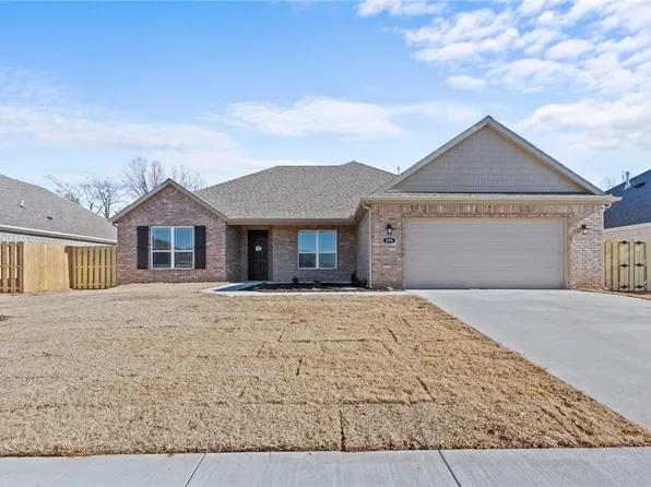 1101 Pineapple Ave, Lowell, AR 72745