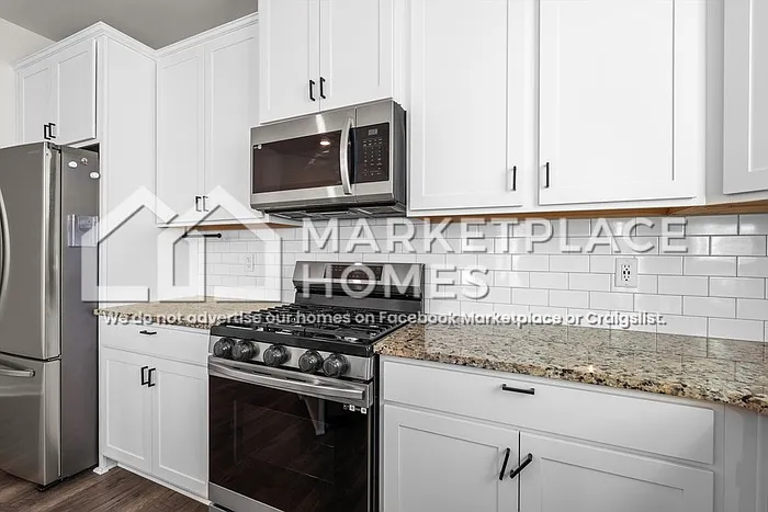 605 Count Fleet Ct — Photo 9