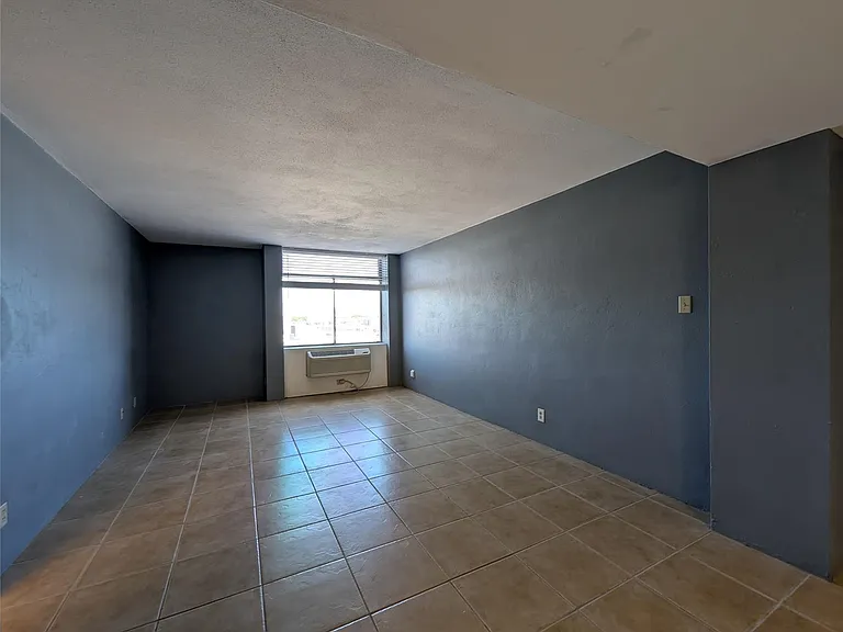 7520 Hornwood Dr #402 — Photo 21