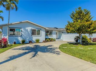 1640 Barbarosa CT, MARCO ISLAND, FL 34145