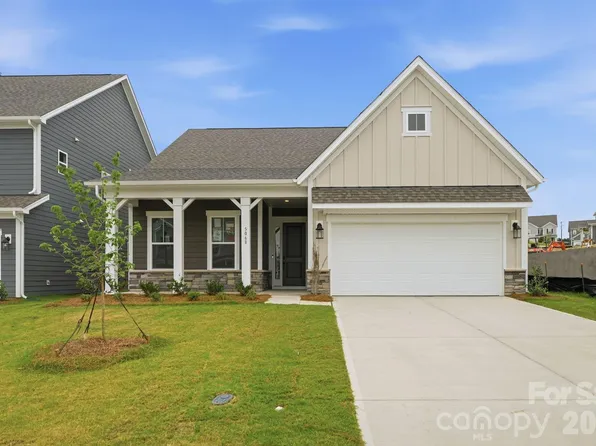 5068 Duval Cir, Tega Cay, SC 29708