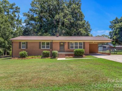 204 Dale Dr, Cherryville, NC, 28021