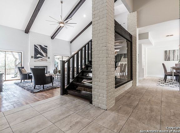 3rd image of 13302 Hunters Hollow St
