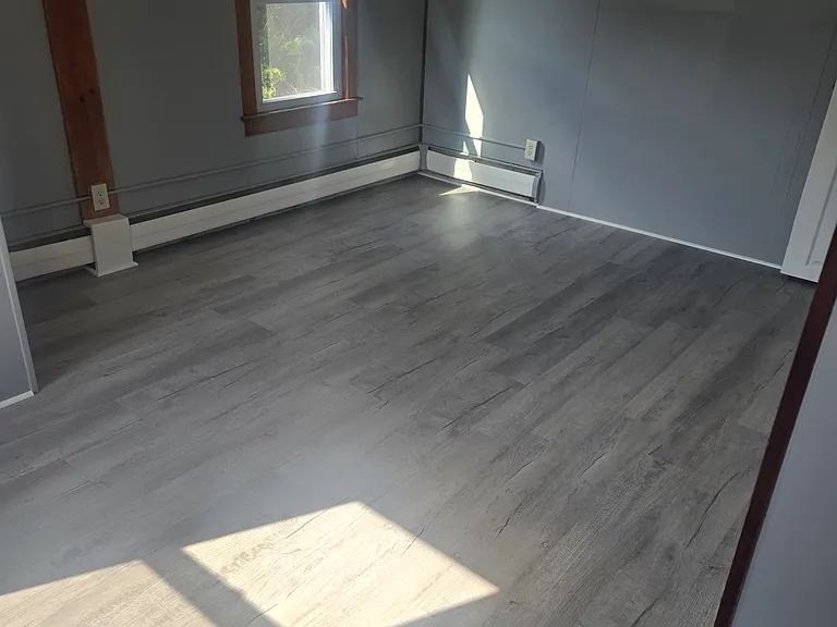 1240 Birbeck St — Photo 15