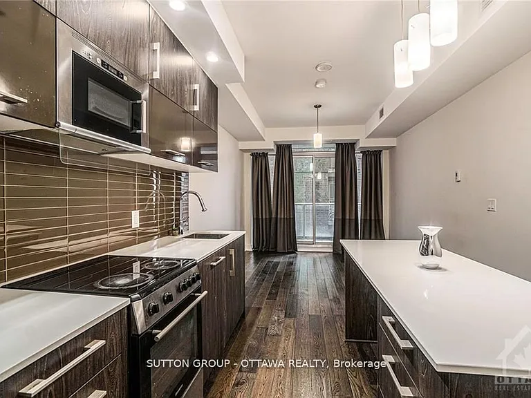 255 Bay St #208 — Photo 5