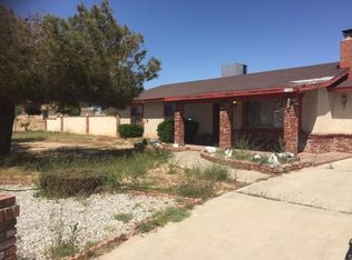 21160 Cowichan Rd, Apple Valley, CA 92308