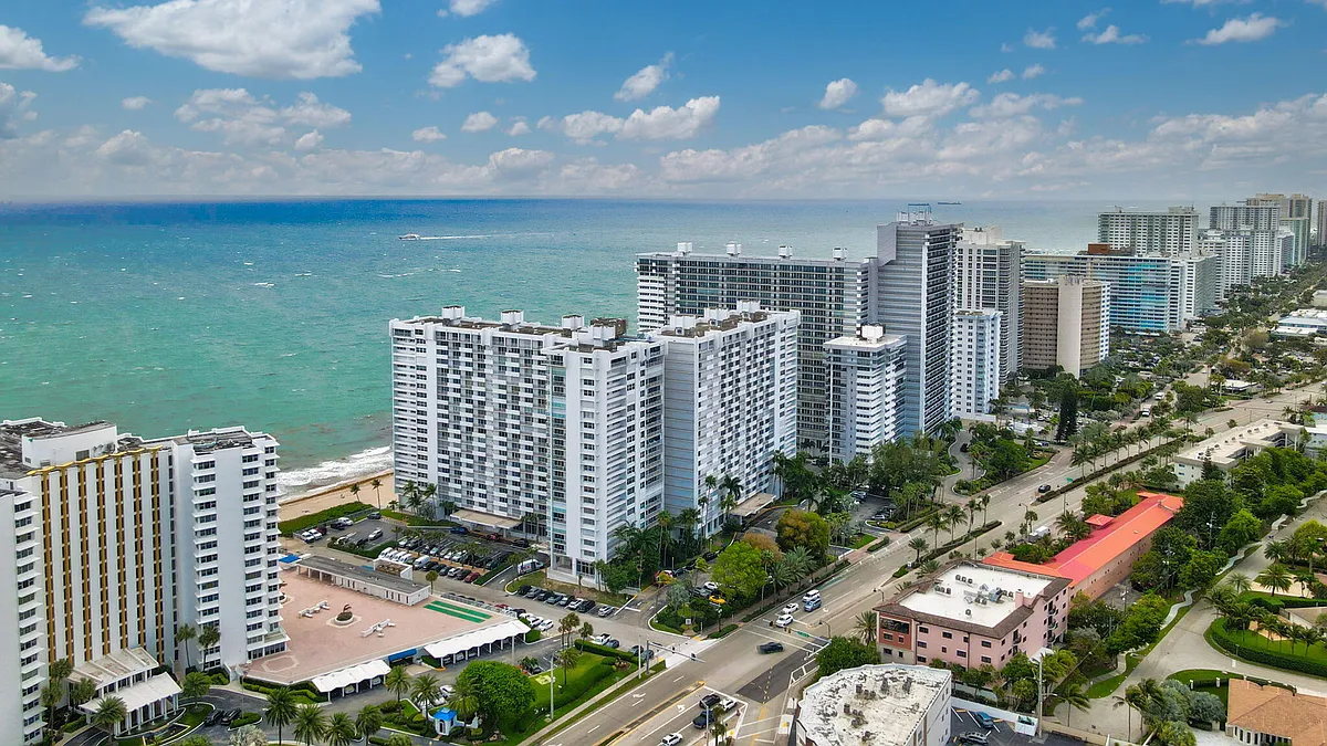 Building Photo - 4280 Galt Ocean Dr #7D