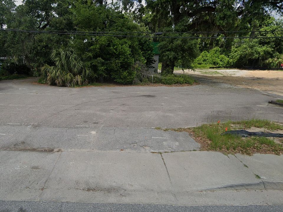 2nd image of 145 Sea Island Pkwy