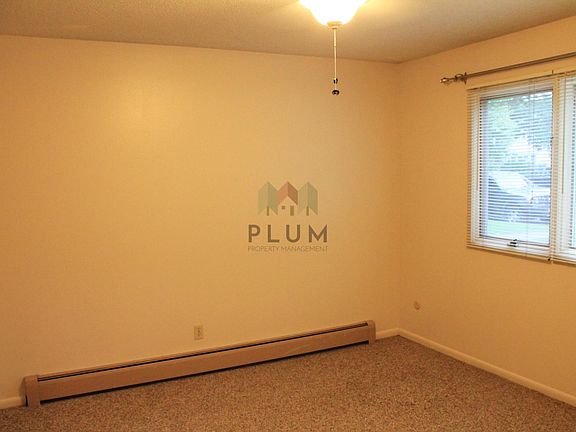 2nd image of 418 S 2nd St W APT 3
