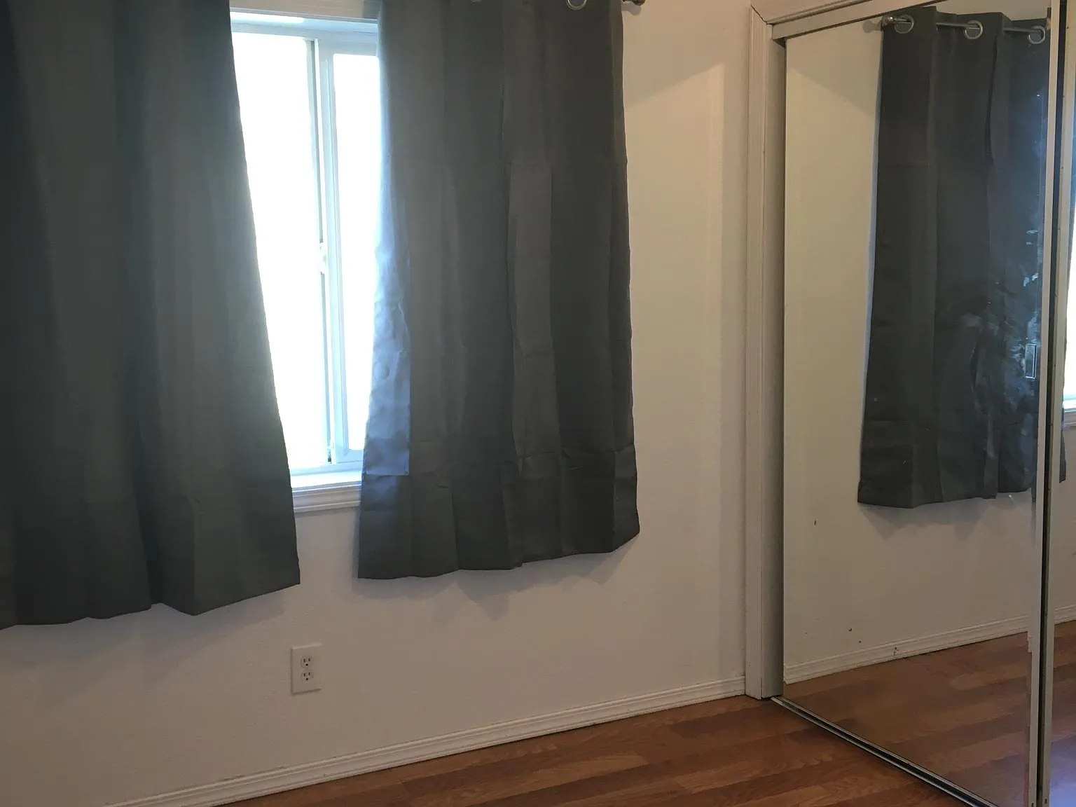 613 S Alder St — Photo 4