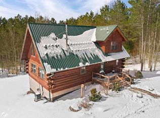 5895 Maidens Rd, Onekama, MI 49675