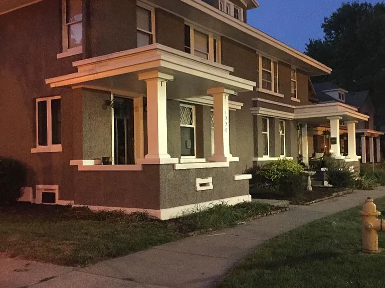 1336 W Jefferson Blvd — Photo 20