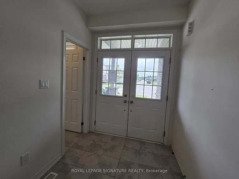 620 McMullen St — Photo 2