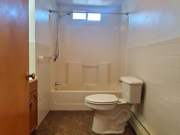 5th image of 36 Raymond St #1