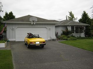 8250 Comox Rd, Blaine, WA 98230