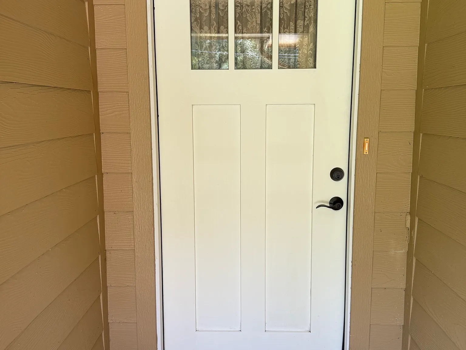 3 bed, 1316 sqft, $2,200 — Photo 4