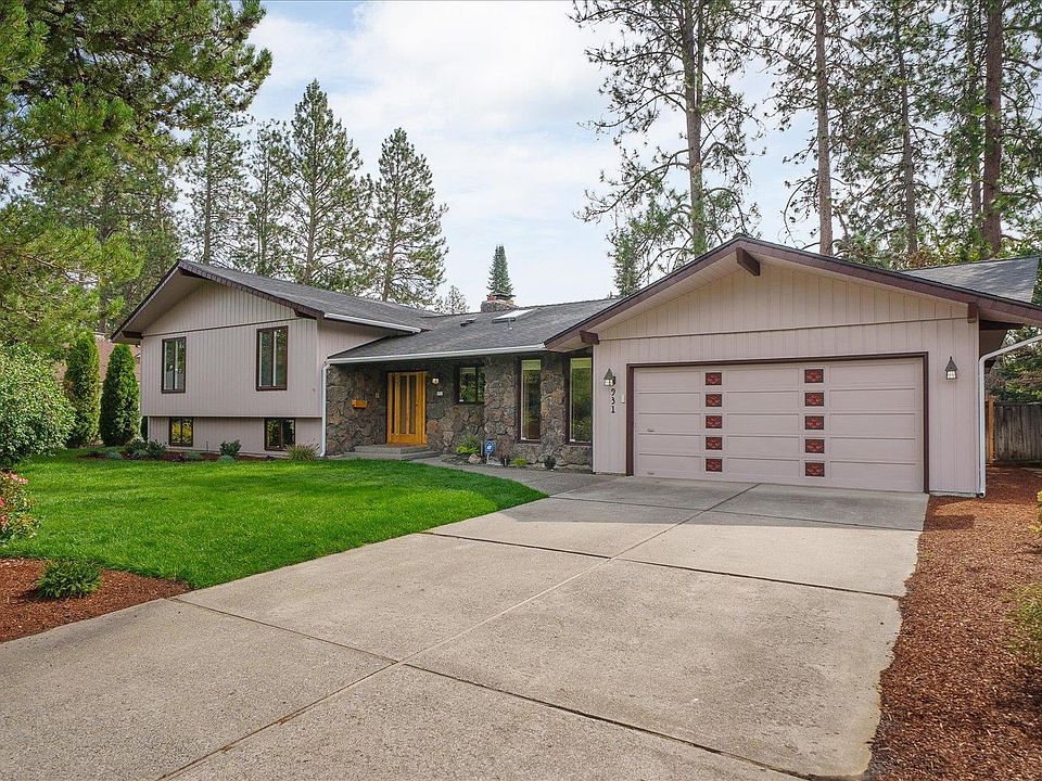 1st image of 931 W Regent Ct