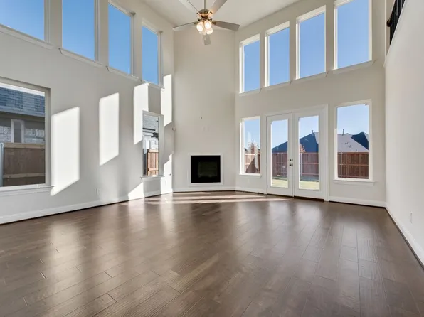 2438 Meridian Pl, Midlothian, TX 76065