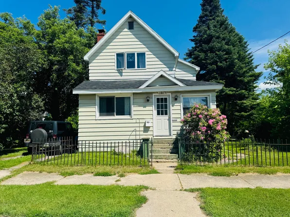 204 Leroy St, Sault Sainte Marie, MI 49783