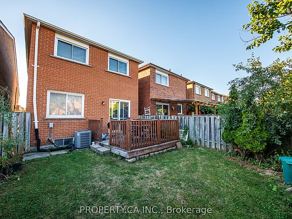 2nd image of 45 New Seabury Dr