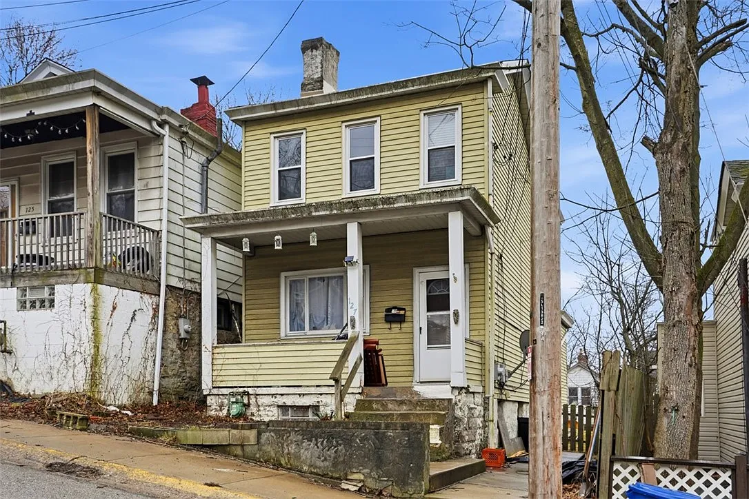127 Tuscola St photo 1