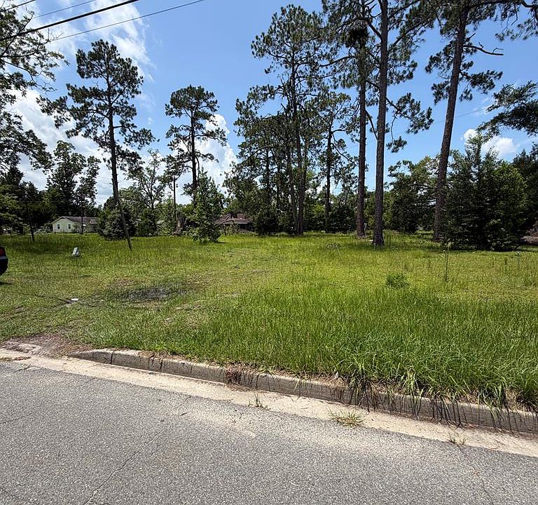 1st image of 0 E 6th Ave