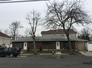 35 Albourne Ave E, Staten Island, NY