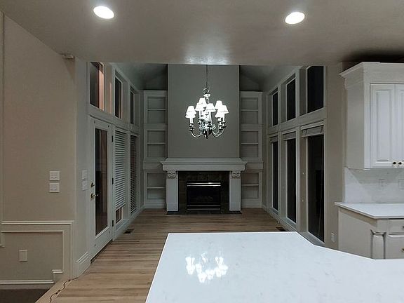 4th image of 11902 S Autumn Ridge Dr