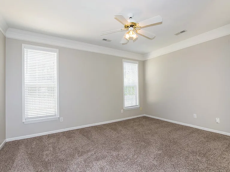 7418 Sparkleberry Dr — Photo 9