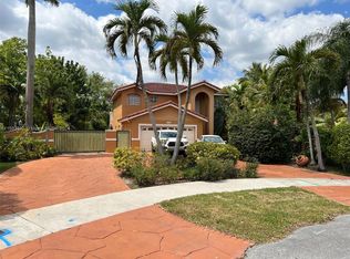 15852 SW 79th Ter, Miami, FL 33193