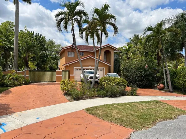 15852 SW 79th Ter, Miami, FL 33193