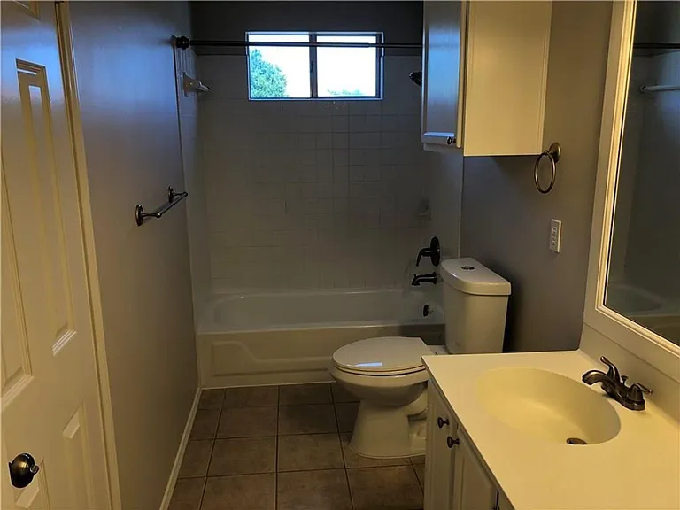 13200 Amasia Dr — Photo 21