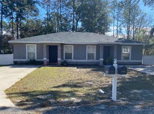 9435 N Manashee Dr, Citrus Springs, FL 34434