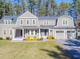 81 Greystone Ln, Carlisle, MA 01741