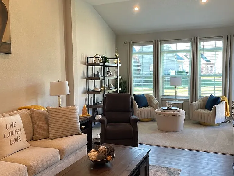 333 Egret Ct — Photo 8