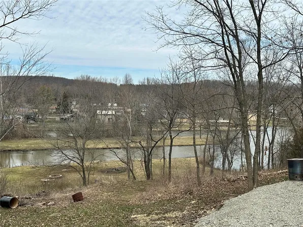 6133 Nianga Dr, French Village, MO 63036